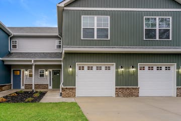 2059 Paddle Wheel Dr Jeffersonville, IN 47130